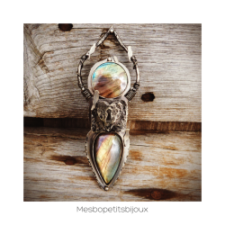 Pendentif coffre "Paix céleste"