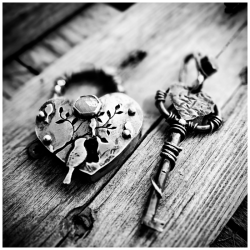 2 Pendentifs Cadenas et clef "A cœur ouvert"