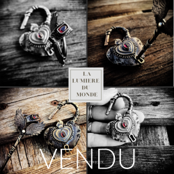 Duo pendentifs "La lumière du monde"