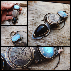 Pendentif "Exploratrice"