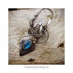 Pendentif Epée